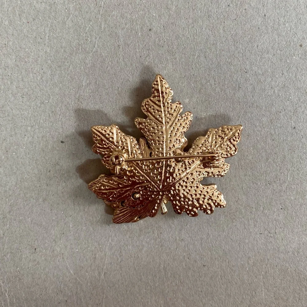 3 for $8 - Women’s Autumn Leaf Brooch - small size - Picture 3 of 4
